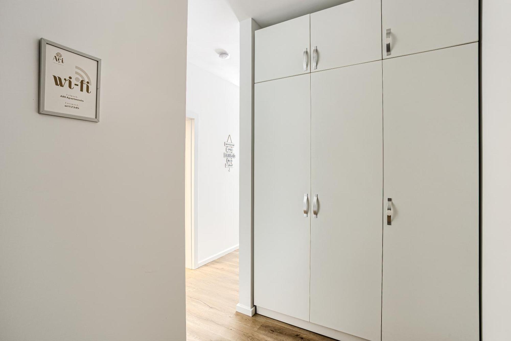 Ari Navy Apartment - High-End Residence Arad Ngoại thất bức ảnh